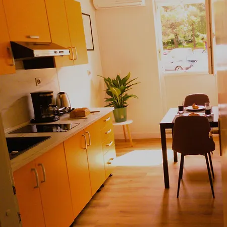 Apartman Neda Pula,near The Beach,free Parking And Wi-fi Apartment Pula