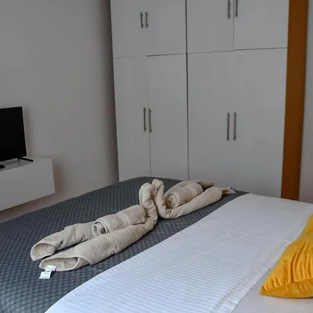 Apartman Neda Pula,near The Beach,free Parking And Wi-fi