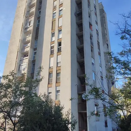 Apartman Neda Pula,near The Beach,free Parking And Wi-fi Pula