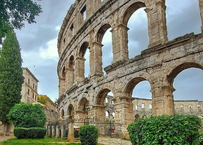 Apartamento Neda Pula,near The Beach,free Parking And Wi-fi Pula